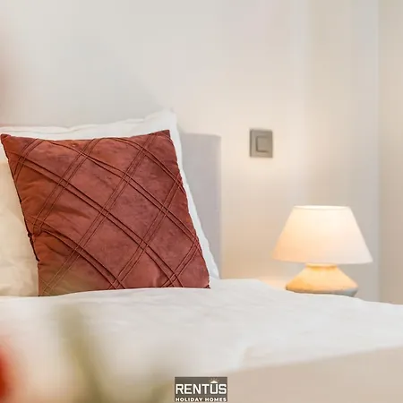 Loft - Luxury With Sea View In דירה *